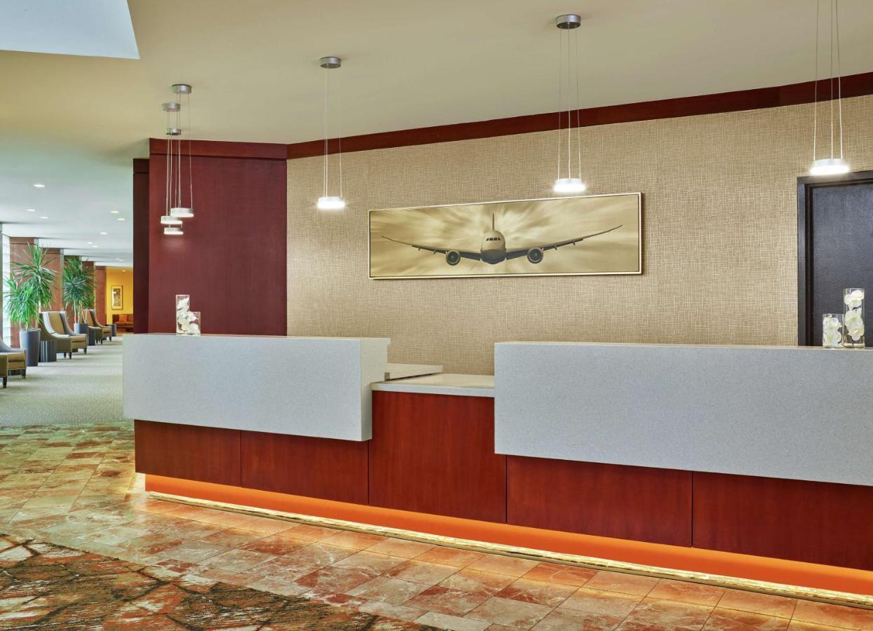 Doubletree By Hilton Houston Intercontinental Airport Hotel Bagian luar foto