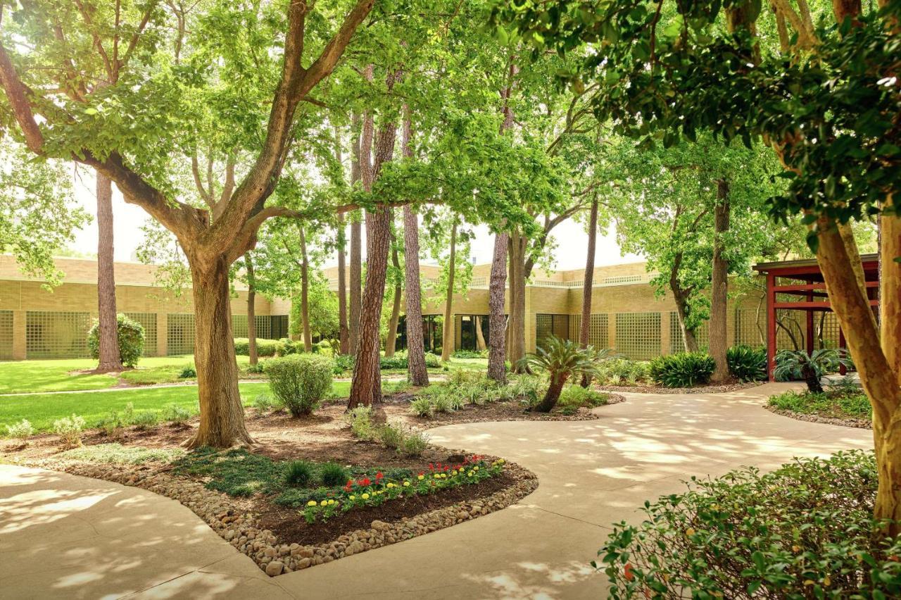 Doubletree By Hilton Houston Intercontinental Airport Hotel Bagian luar foto