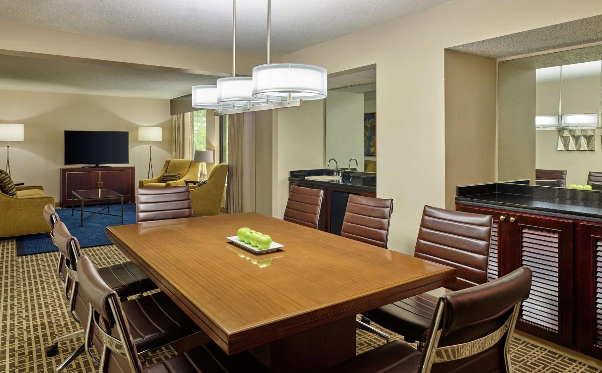 Doubletree By Hilton Houston Intercontinental Airport Hotel Bagian luar foto