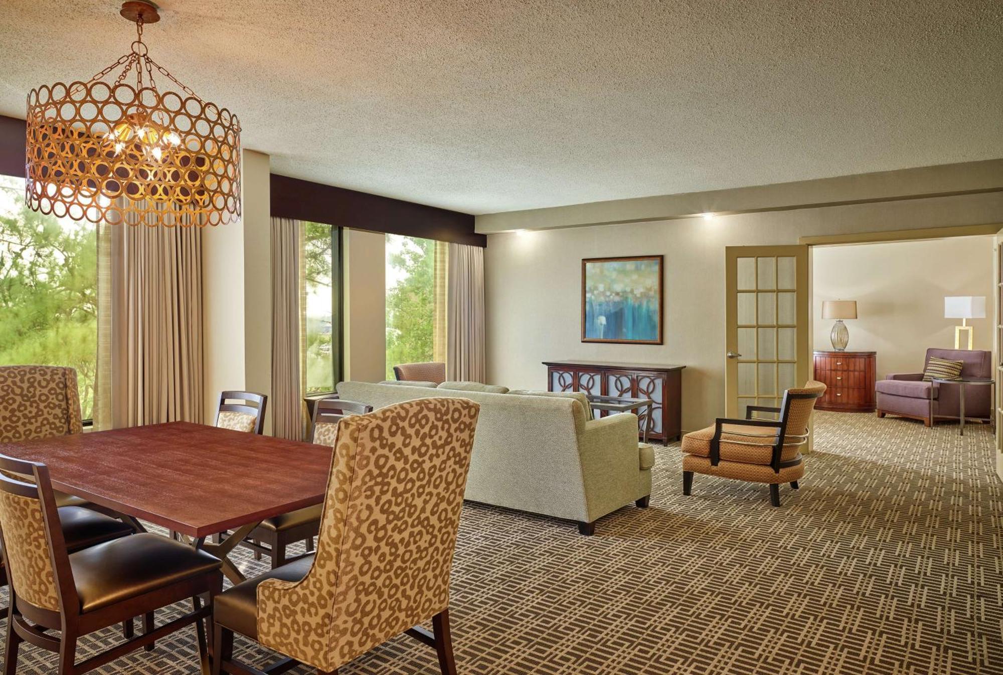 Doubletree By Hilton Houston Intercontinental Airport Hotel Bagian luar foto