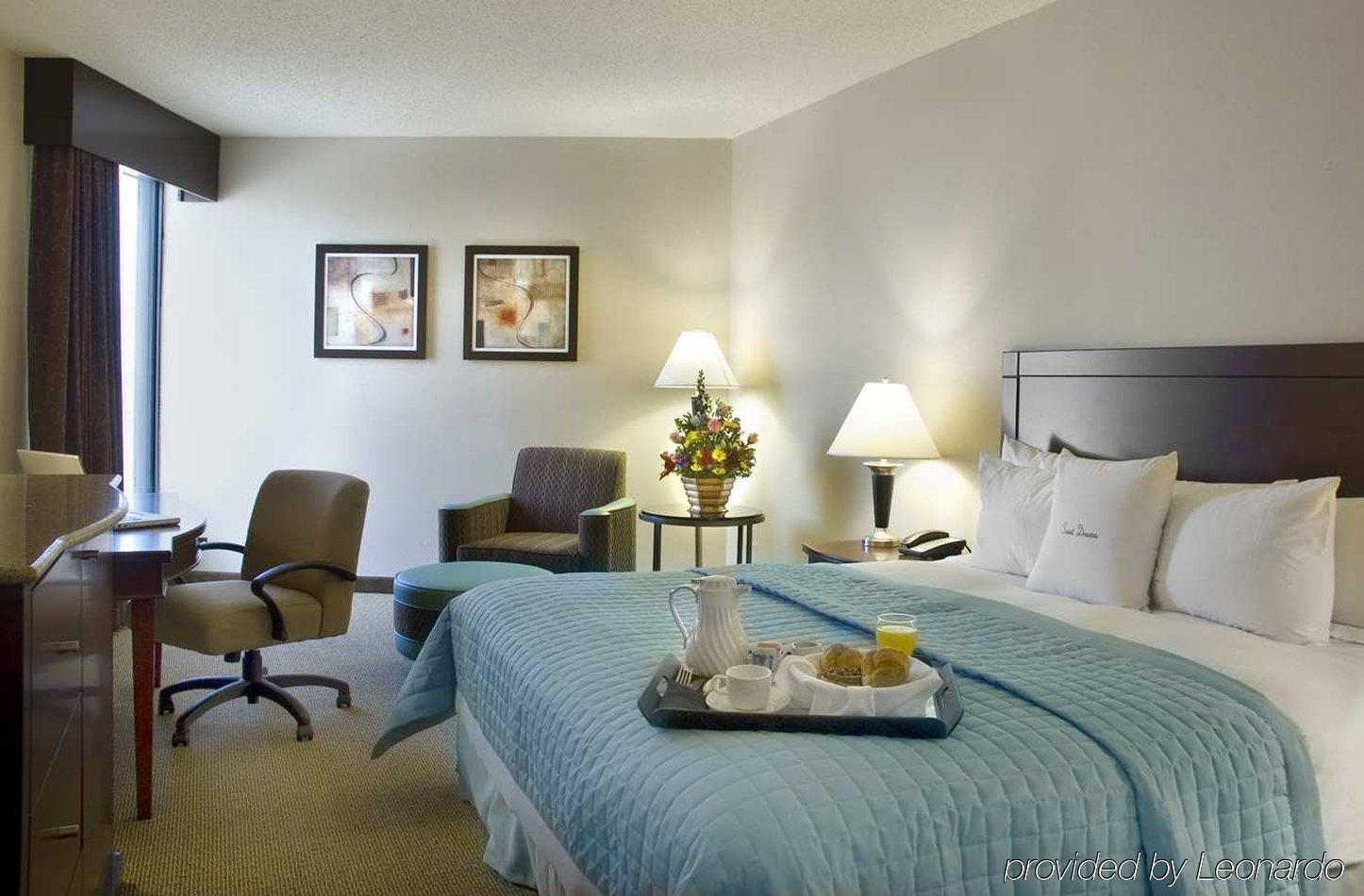 Doubletree By Hilton Houston Intercontinental Airport Hotel Ruang foto
